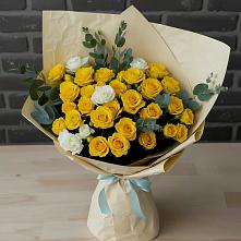 Букет цветов из:  Розы в Усово