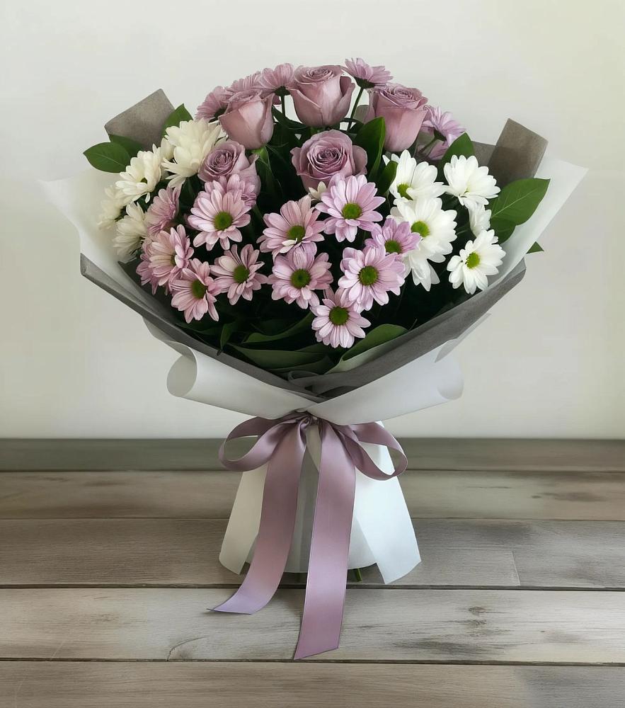 Букет цветов из: Хризантемы и Розы в Усово