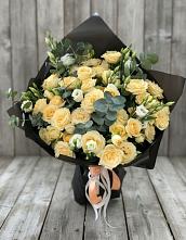 Букет цветов из:  Розы и Лизиантусы #REPLACE_PRED# Усово