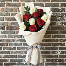 Букет цветов из:  Розы в Усово