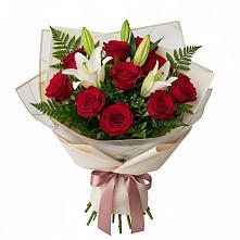 Букет цветов из:  Лилии и Розы в Усово