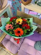 Букет цветов из:  Герберы, Хризантемы и Альстромерии #REPLACE_PRED# Усово