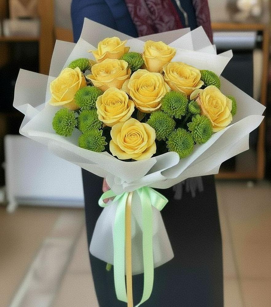 Букет цветов из: Хризантемы и Розы в Усово