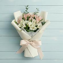 Букет цветов из:  Альстромерии #REPLACE_PRED# Усово