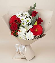 Букет цветов из:  Розы, Хризантемы, Герберы и Лилии в Усово