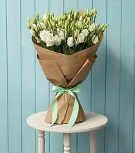 Букет цветов из:  Лизиантусы в Усово