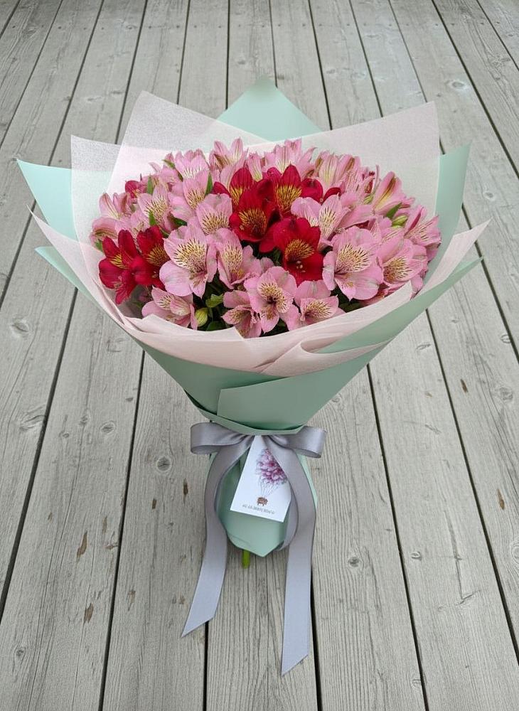Букет цветов из: Альстромерии в Усово