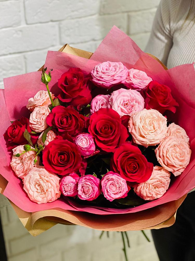 Букет цветов из: Розы в Усово