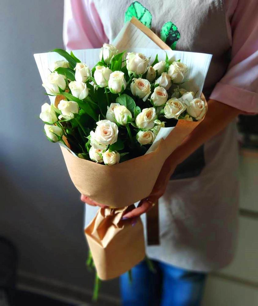 Букет цветов из: Розы в Усово