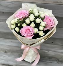 Букет цветов из:  Розы в Усово
