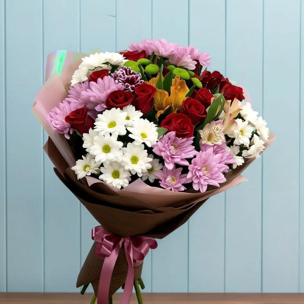 Букет цветов из: Розы, Хризантемы и Альстромерии в Усово