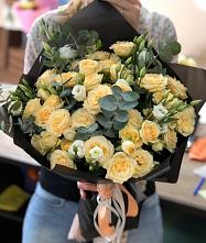 Букет цветов из:  Розы и Лизиантусы #REPLACE_PRED# Усово