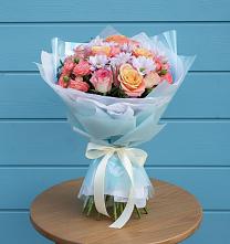 Букет цветов из:  Хризантемы и Розы в Усово