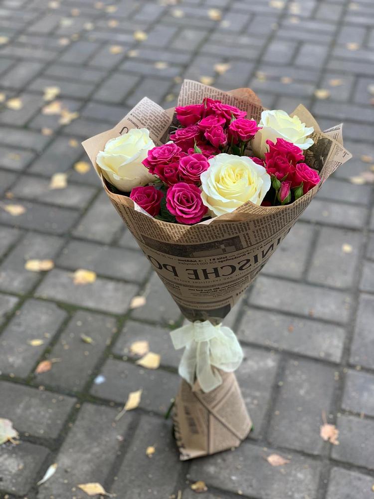 Букет цветов из: Розы в Усово