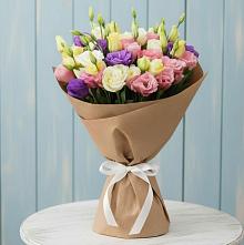 Букет цветов из:  Лизиантусы в Усово