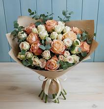 Букет цветов из:  Альстромерии и Розы #REPLACE_PRED# Усово